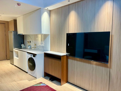 Vue Aston for rent