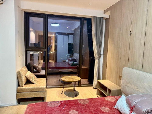 Vue Aston for rent