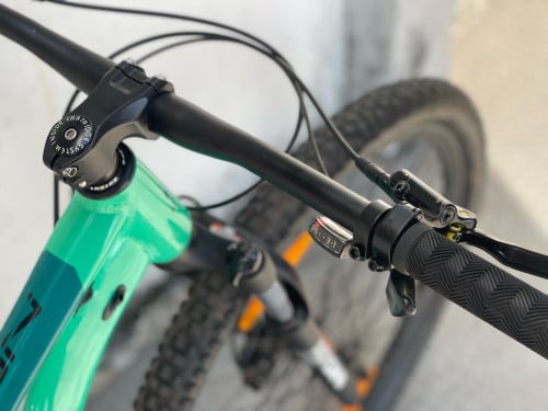 WST 29” S គ្រឿង Shimano Altus, ហ្រ្វាំងប្រេង បូមLock