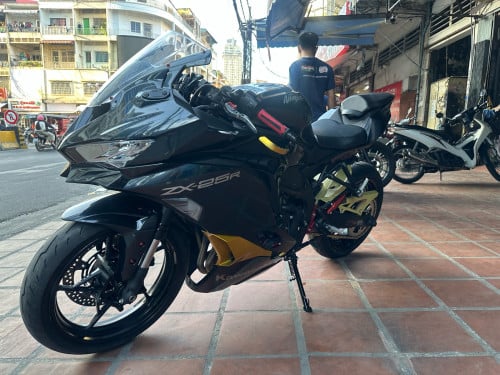 ZX25R