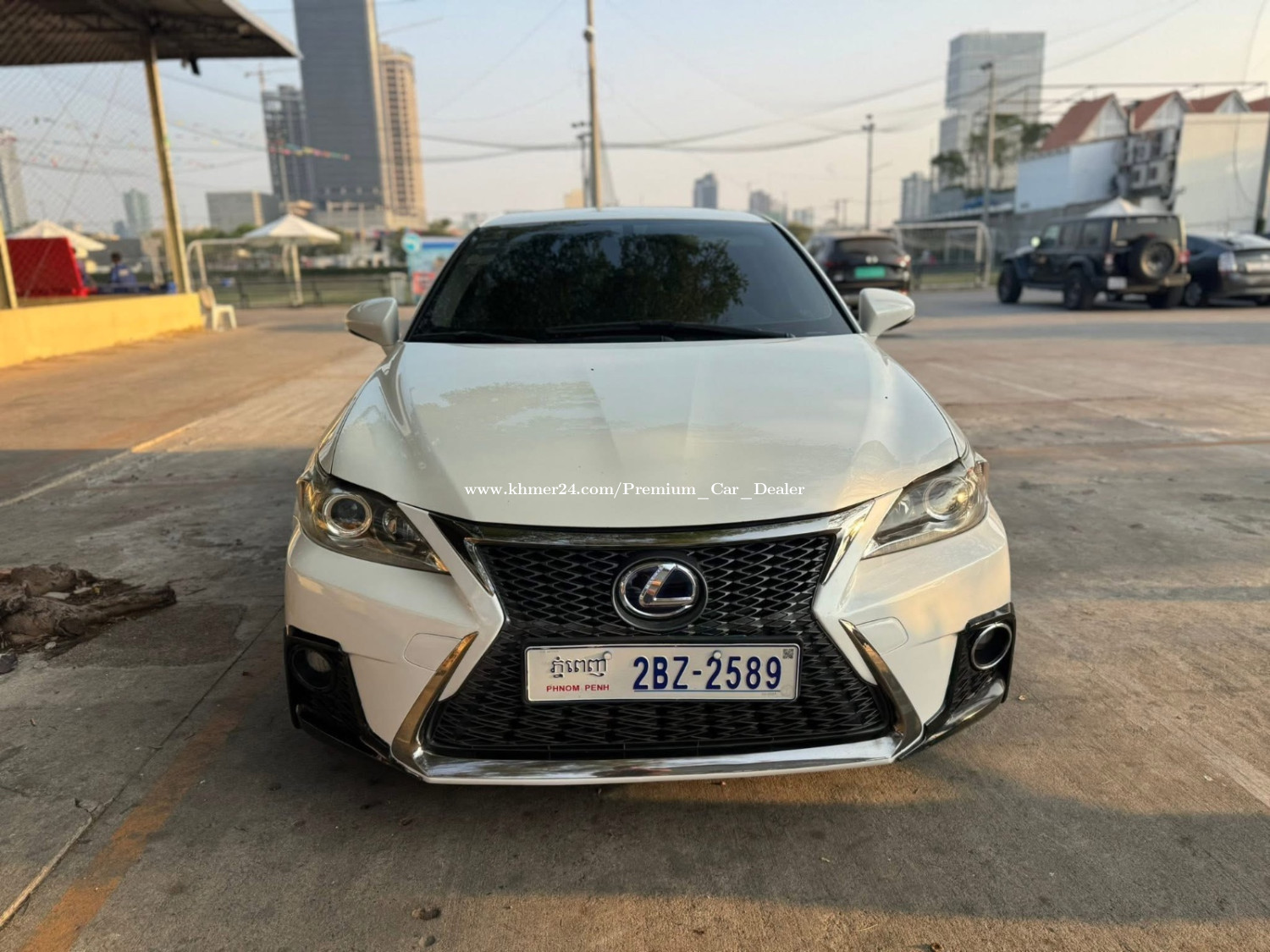 雷克萨斯-CT200H Full Option