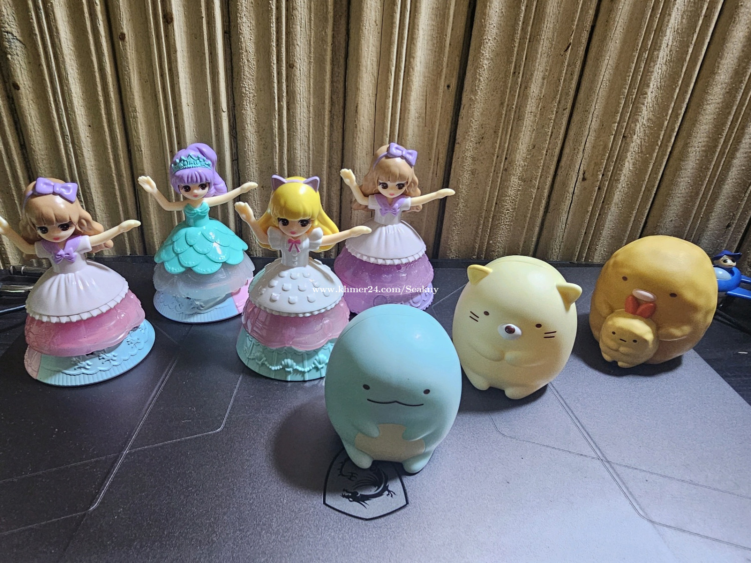 All Doll and toy for 4 dollar