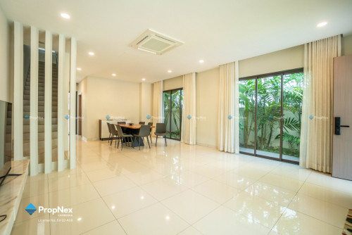 វីឡាភ្លោះសម្រាប់ជួល | បរិយាកាសស្ងប់ស្ងាត់ មានភាពឯកជនខ្ពស់