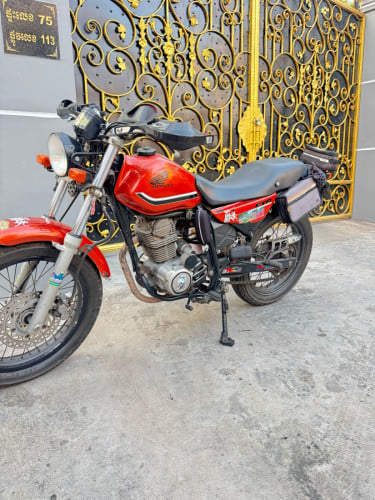 ម៉ូតូ