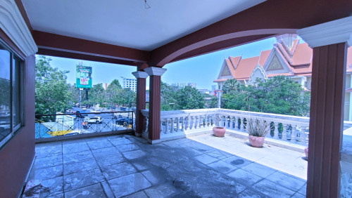 អគារជួលមុខក្រសួងការងារ