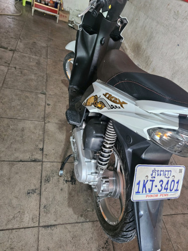 លក់ម៉ូតូ