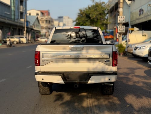 រំលោះផ្ទាល់ដកឡានបានភ្លាមៗ