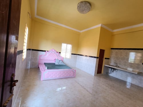 បន្ទប់ជួល ភួង ស៊ីណា