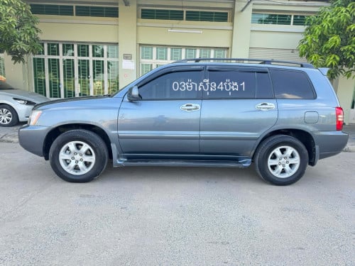 ឡានលក់ 03ម៉ាសុីន4 ប៉ុង1 លក់ដូសេរី