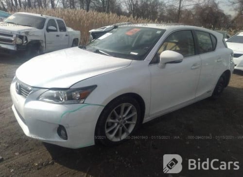 លក់Ct200h full premium ឡានថ្មី
