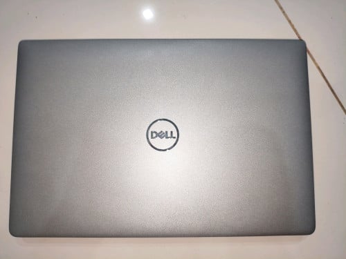 ស្ដុកអាមេរិក - Dell Latitude i7 ជំនាន់ទី ១១ ខ្លាំង