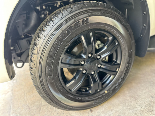ឡានលក់ Ford Ranger XLT 022 ម៉ាសុីន 3.2