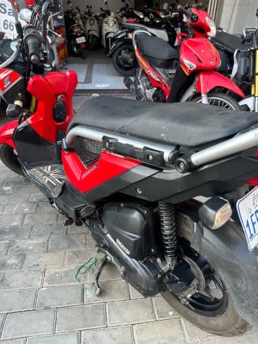 លក់Honda zoomer