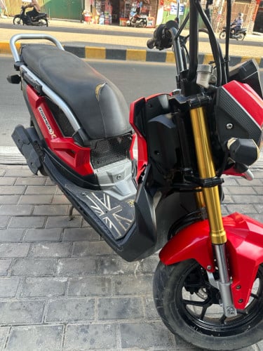 លក់Honda zoomer