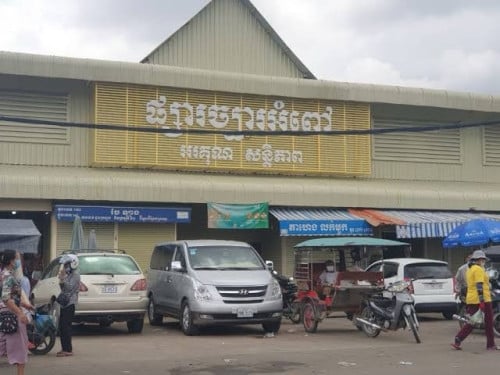 ផ្ទះជួលថ្មី ស្រួលរួសនៅត្រឹមចំងាយតែ១kmជាងពី ផ្សារច្បារអំពៅ ភ្នំពេញ
