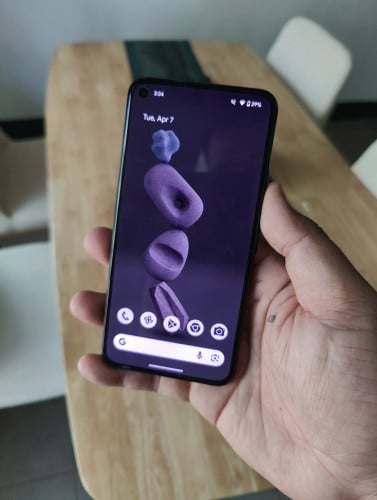 លក់ pixel 5. 128g 100$