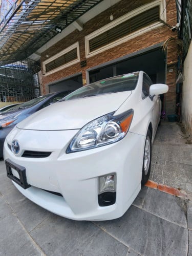 កំពូល ថ្មី prius 2010 option3 មូល100%