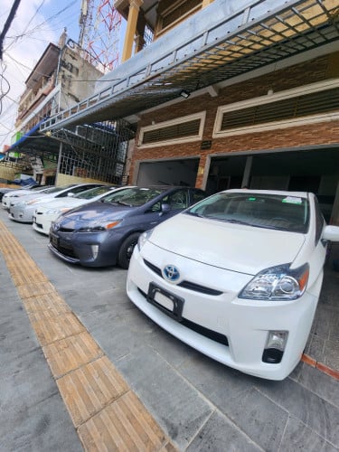 កំពូល ថ្មី prius 2010 option3 មូល100%