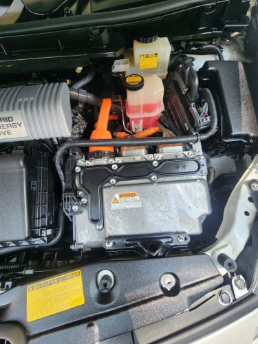 កំពូល ថ្មី prius 2010 option3 មូល100%