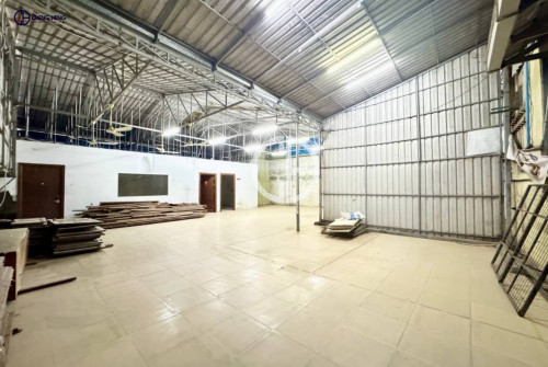 ឃ្លាំងសម្រាប់ជួល នៅទួលទំពូង -R428