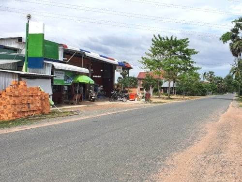 🏦Shop House Available for Urgent Sale at a Special Price (Negotiable).
