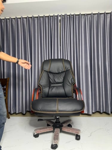 ๐ฅแแปแแถแแทแแถแแแ+แแ
แขแธแแแแแ -Modern Executive Desk+Premium Leather Chair