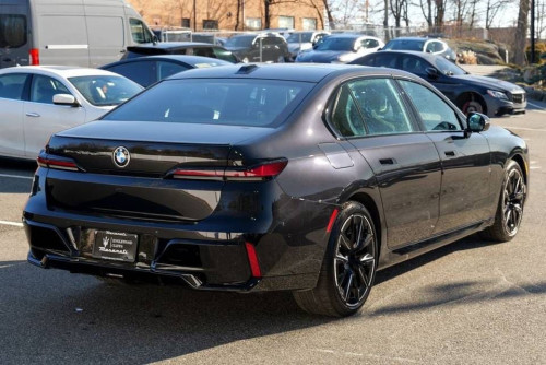 2023 BMW 740I Luxury Sedan