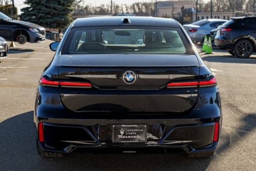 2023 BMW 740I Luxury Sedan