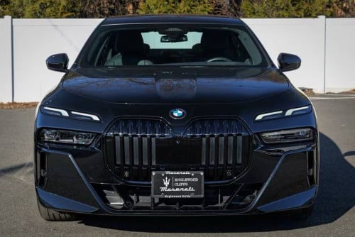 2023 BMW 740I Luxury Sedan