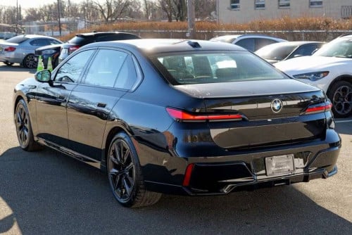 2023 BMW 740I Luxury Sedan