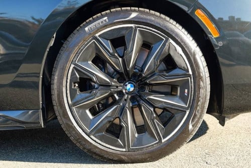 2023 BMW 740I Luxury Sedan