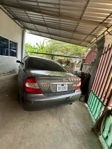 camery 2002ប្រផេះ​ 7550$