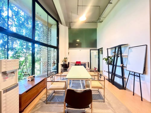 Co-working space at Chroy Changvar