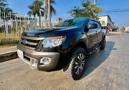 Ford 012 2.2 អូតូកាពីតាស់ឆ្វេងសុីន ធានាឡានអត់បុក ប៉ះ រំលោះសុទ្ធបាន