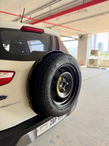 Ford Ecosport 2022 ទឹកថ្នាំហ្សុីន១ជុំ សំបកកង់ថ្មី5គ្រាប់