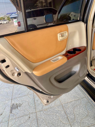 Highlander 05 ម៉ាសុីន4ប៉ុង1សំនុំសុីនម្ចាស់ដេីមរំលស់សុត100%បាន