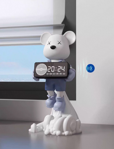 Home Decor Bear with Bluetooth and O’clock(មានលក់ដុំនិងរាយ, អីវ៉ាន់មានក្នុងស្តុក)