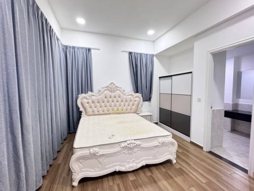 House for rent in Hilton park Villa
