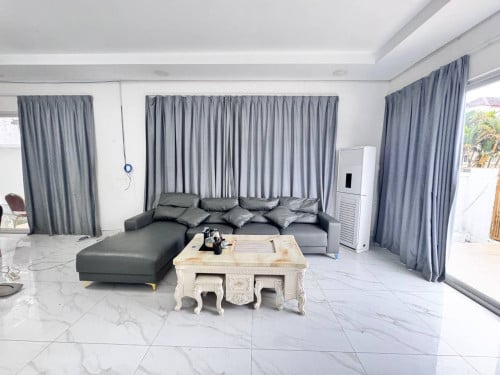House for rent in Hilton park Villa