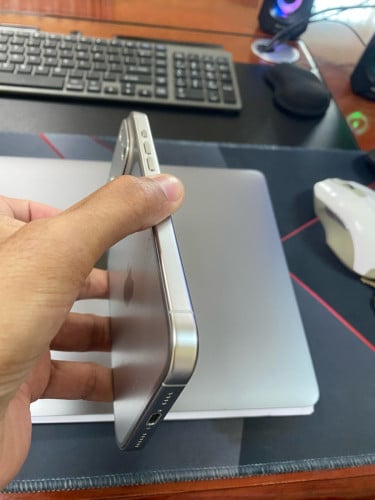 iPhone 16promax 512G លក់ប្រញាប់លុយចូលឆ្នាំ