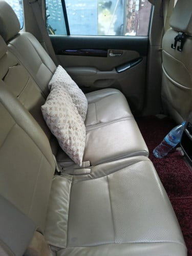 Land Cruiser Prado 04 (ម៉ាស៊ីន២.៤ សាំង)