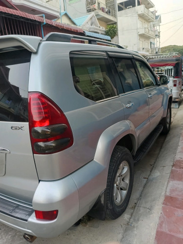 Land Cruiser Prado 04 (ម៉ាស៊ីន២.៤ សាំង)