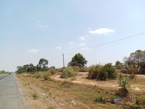 Land for Sale in Kampong Chhnang (Along National Road 5)