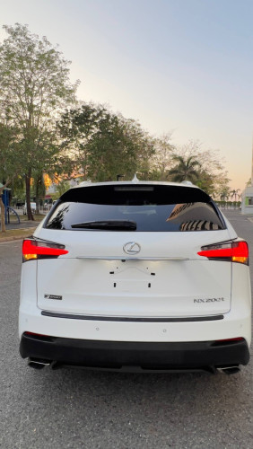 Lexus NX 200t F Sport 6ប៊ូតុង ប៉ុង 2 តម្លៃពិសេស
