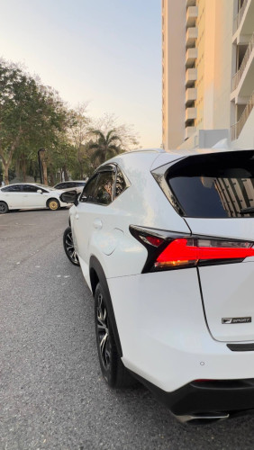 Lexus NX 200t F Sport 6ប៊ូតុង ប៉ុង 2 តម្លៃពិសេស