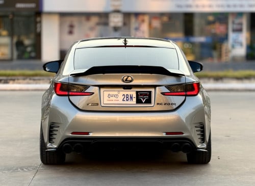 LEXUS RC200T 2016 F-Sport