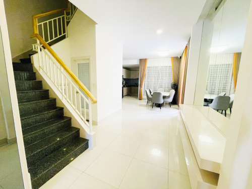 Link Villa LA for Rent (Roseville Project)