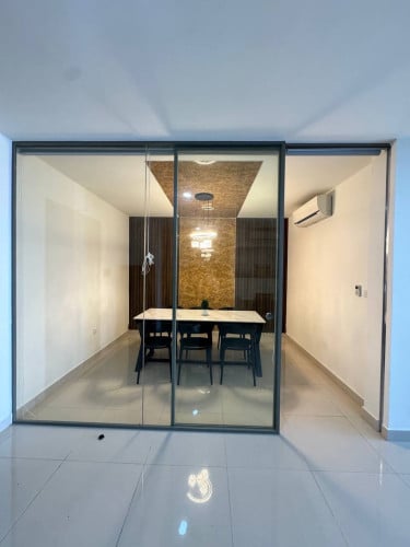 Luxury 2-Bedroom for Rent | The Peak Residence