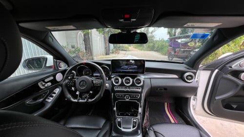 Mercedes C300 ម្ចាស់ដើម
