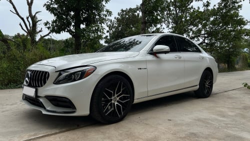 Mercedes C300 ម្ចាស់ដើម